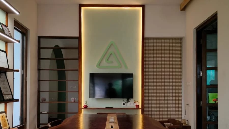 Project 1: Modern Eco Home